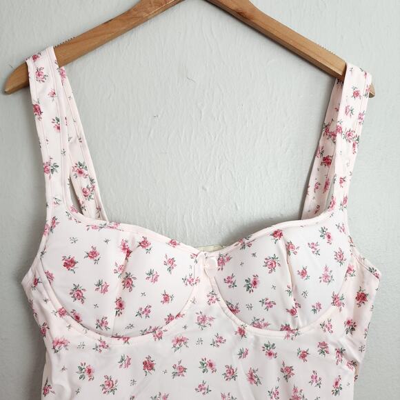 NEW Rumored Loverboy Pink Ditsy Floral Candied Carnation Satin Mini Dress Large - Picture 5 of 12